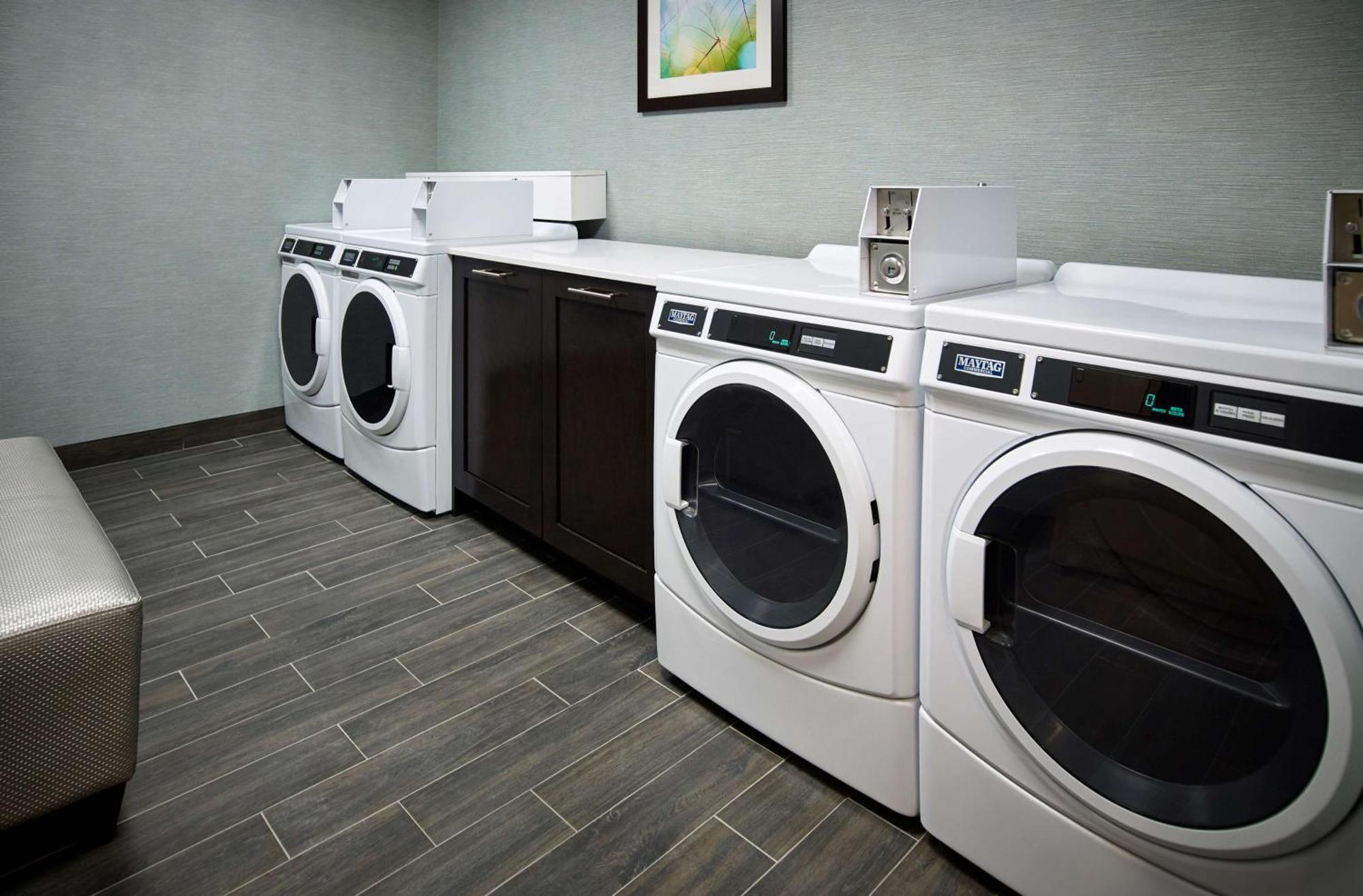 Homewood Suites By Hilton North Bay Exteriör bild